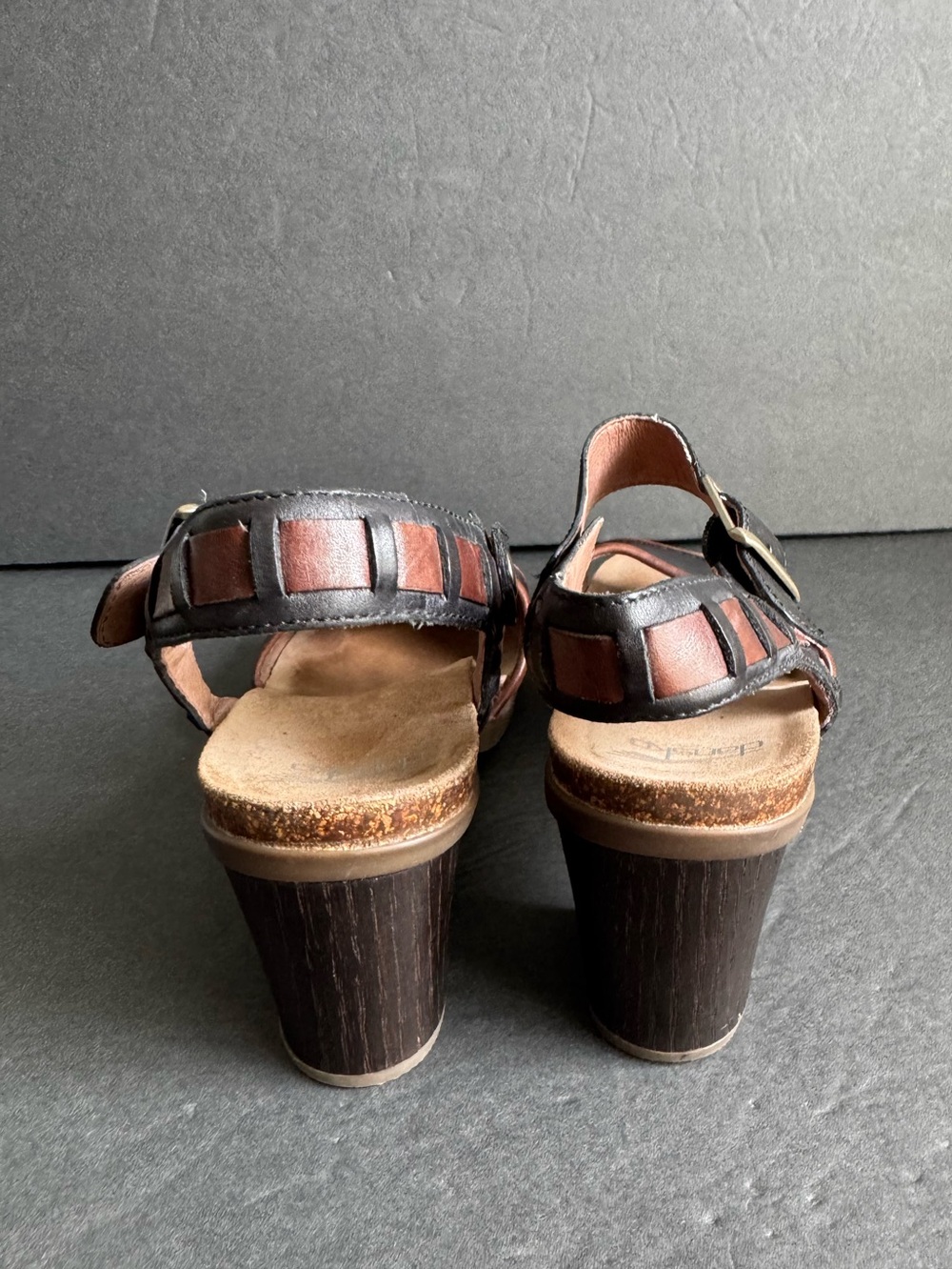 Dansko Debby Sandals Black Brown Leather Block Heel Buckle Strap Womens 38 - Picture 6 of 12
